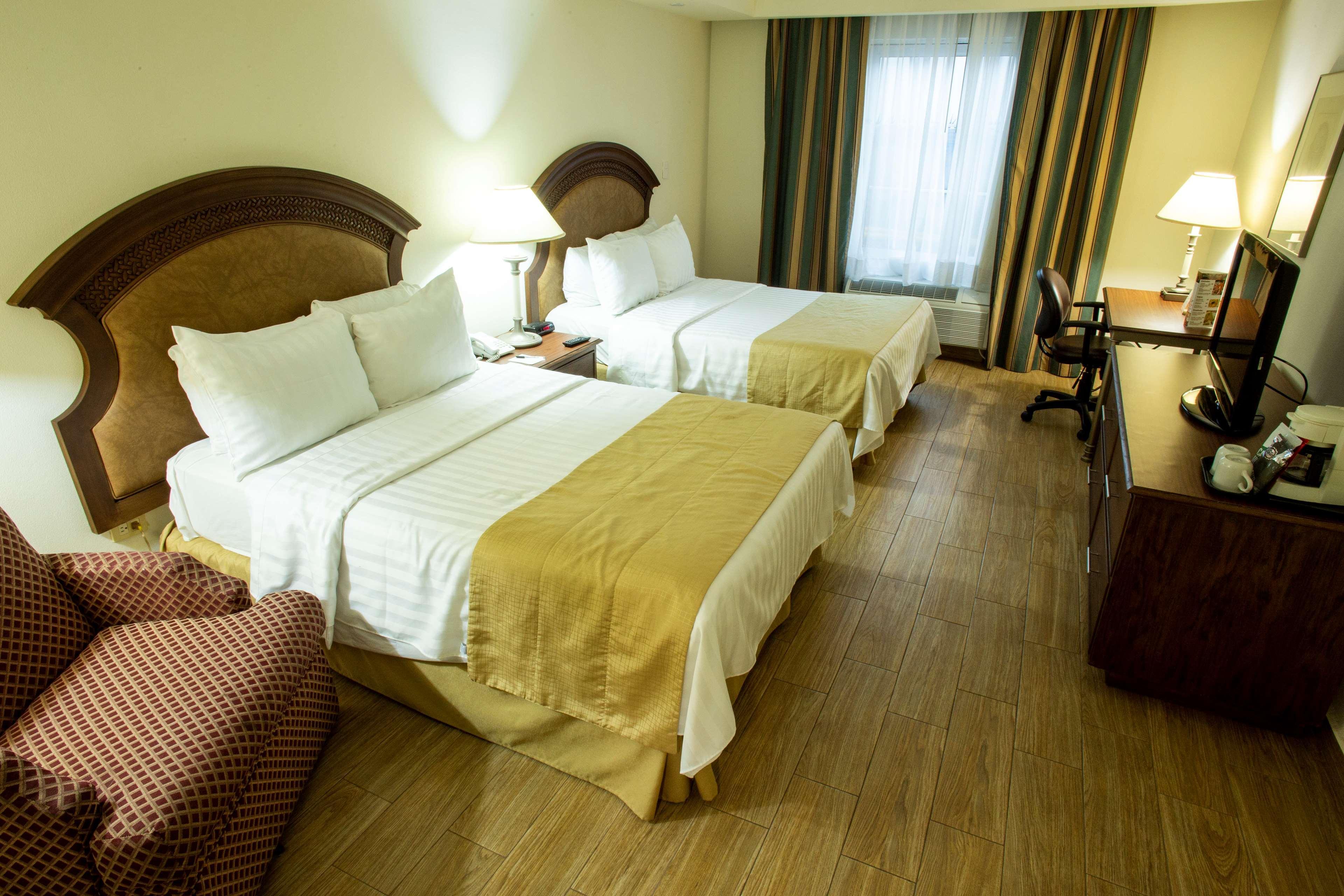 Best Western Plus Monterrey Colon Extérieur photo