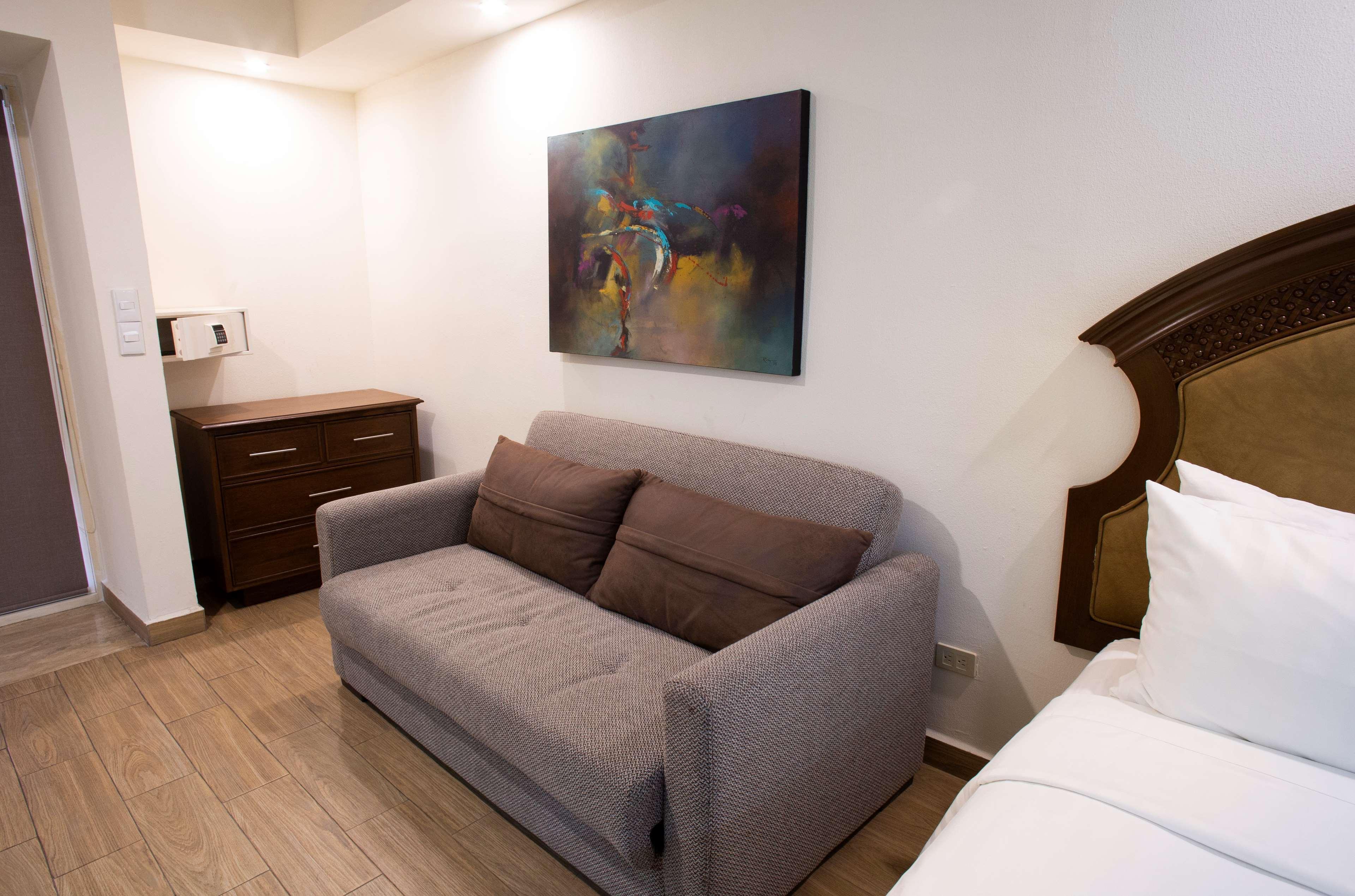 Best Western Plus Monterrey Colon Extérieur photo
