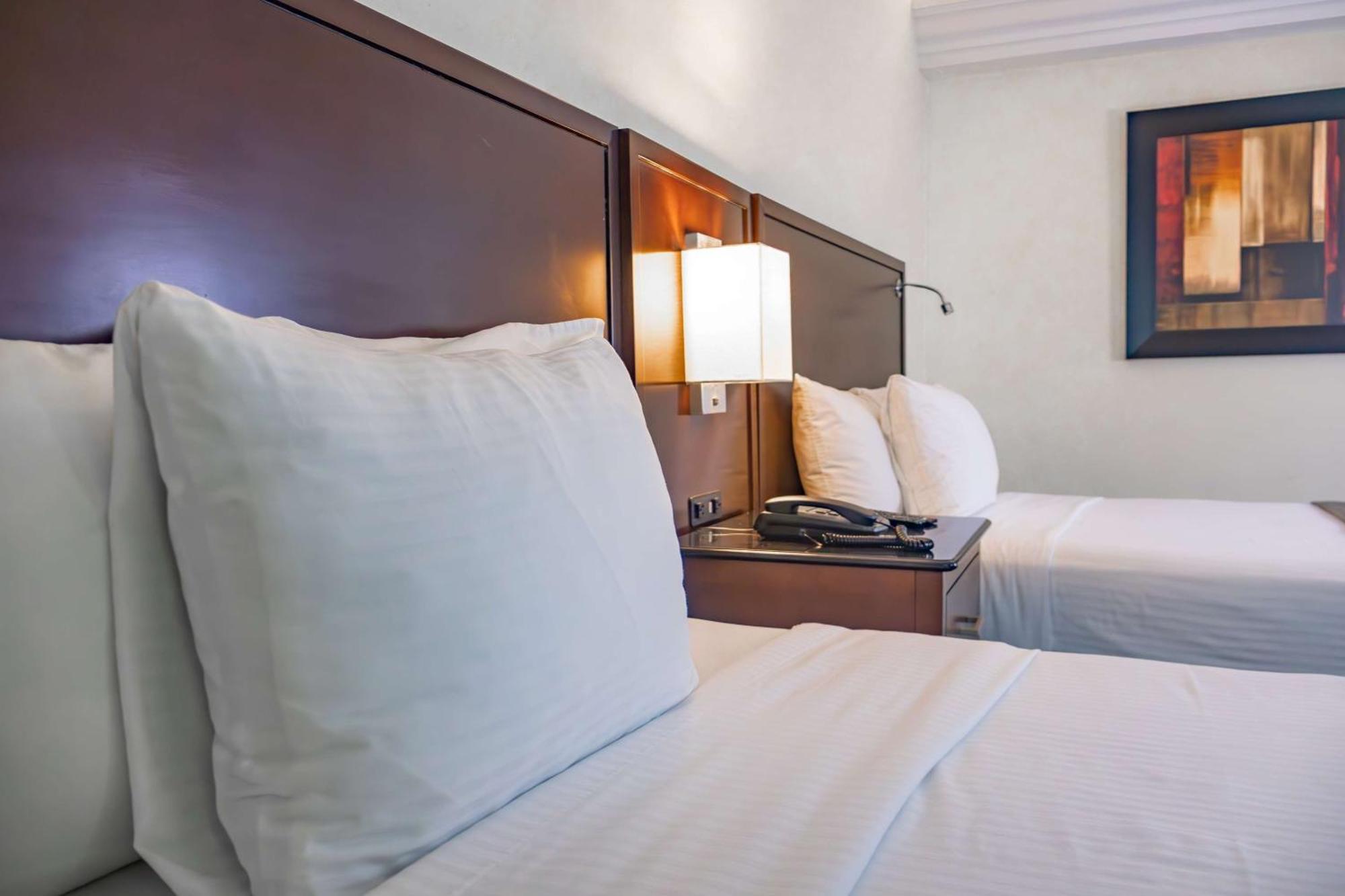Best Western Plus Monterrey Colon Extérieur photo