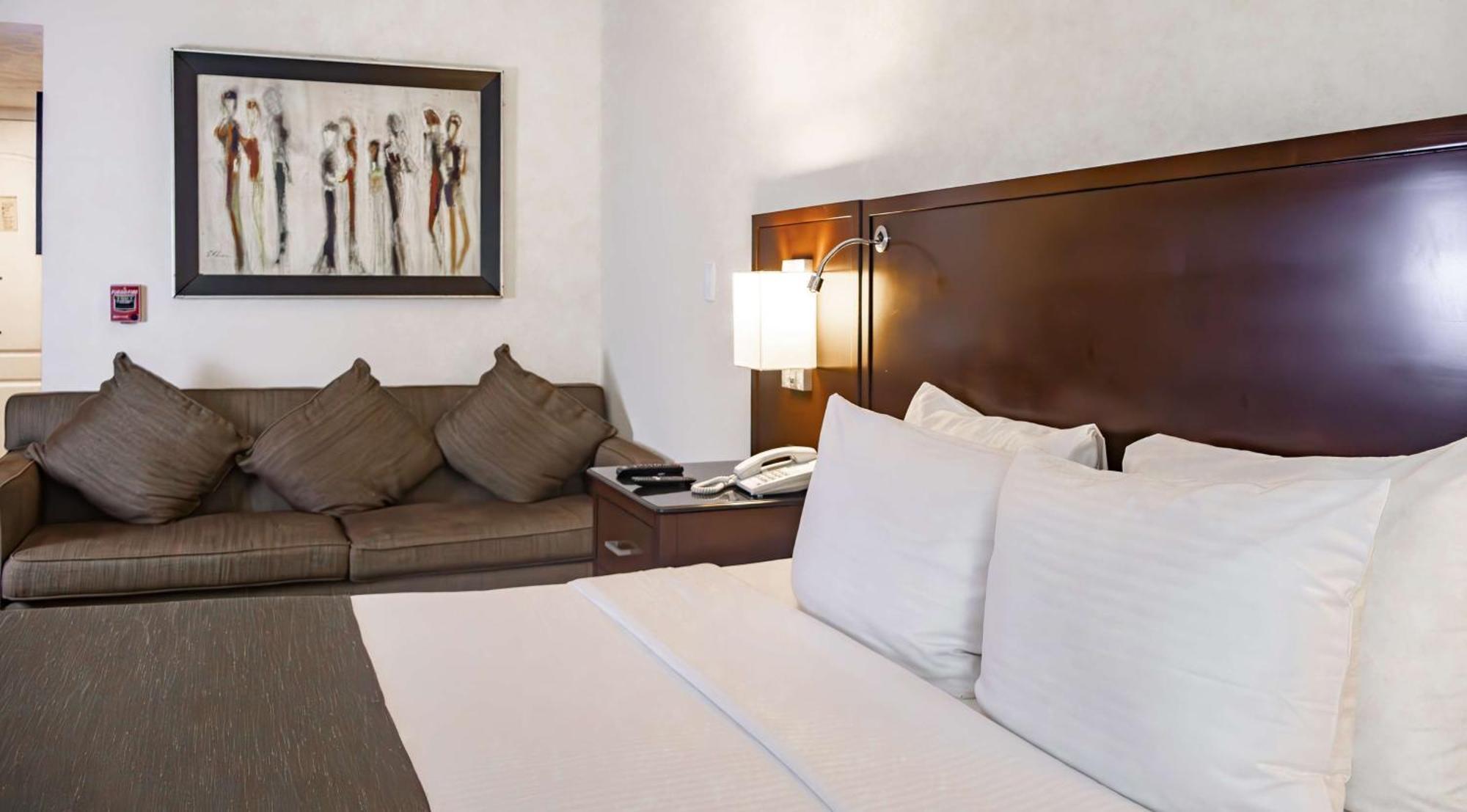 Best Western Plus Monterrey Colon Extérieur photo